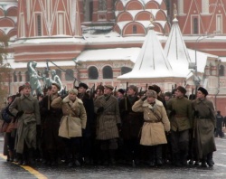 Более пяти тысяч военных приняли участие в марше на Красной площади