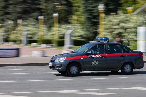 Столичные росгвардейцы задержали похитителя дорогостоящего виски