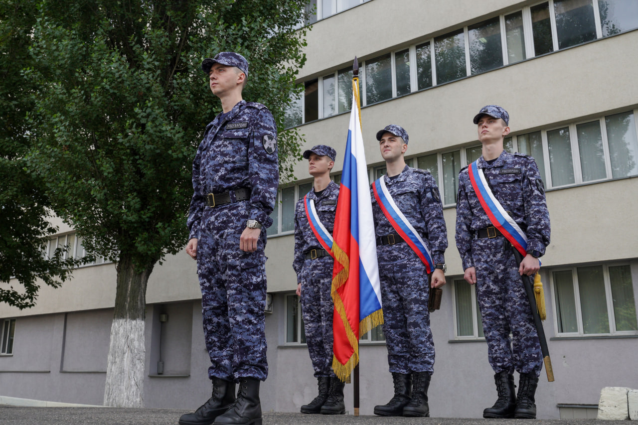 Более 200 сотрудников столичного главка Росгвардии завершили профессиональное обучение