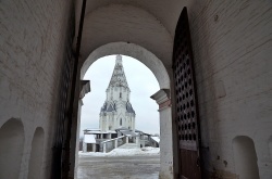 Священники из храма Новомучеников Подольских провели обряд богослужения