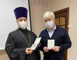 Депутату поселения Михайлово-Ярцевское вручили медаль Православной Церкви