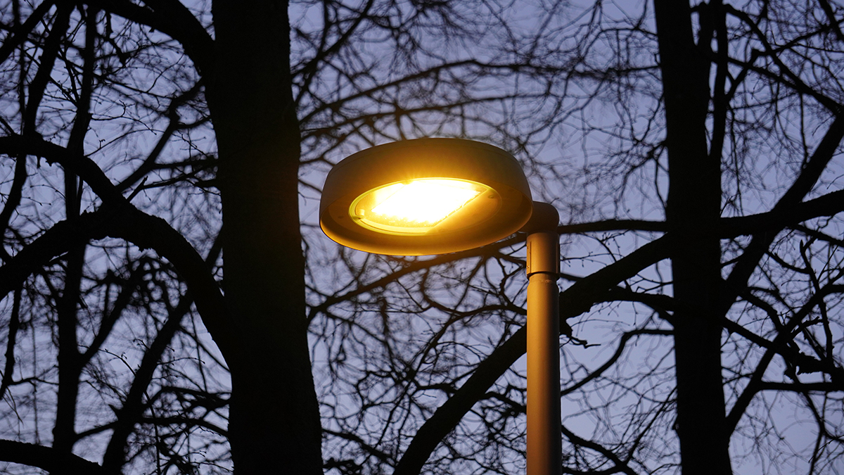 Около 53 тысяч «умных» фонарей оснастили столичные улицы и магистрали в прошлом году