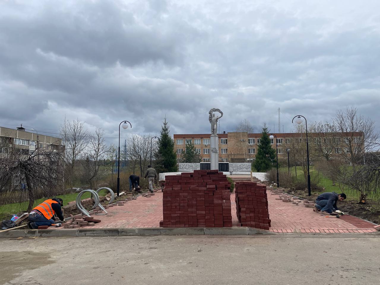Реконструкцию памятника проводят в поселении Михайлово-Ярцевское  