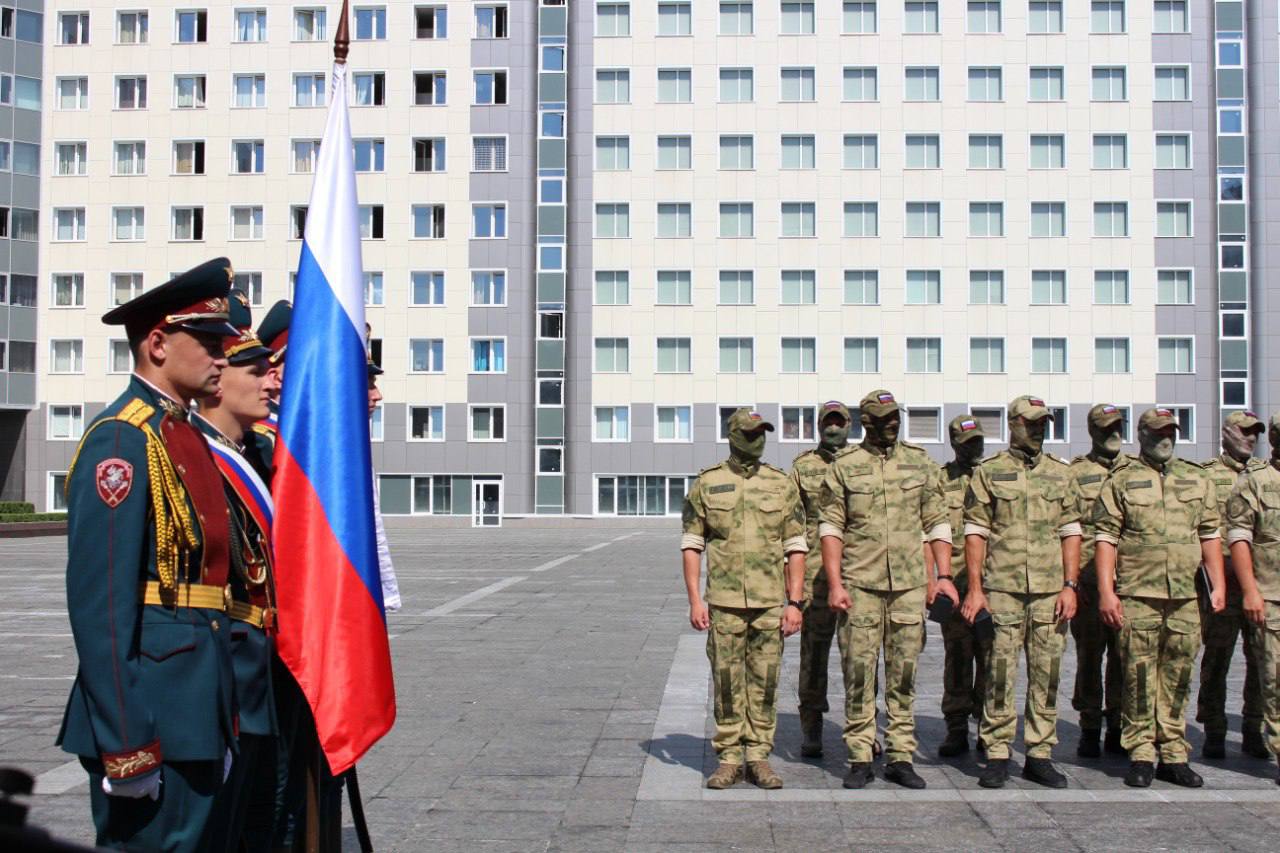 Вернувшийся из районов СВО сводный отряд спецназа Росгвардии встретили в Москве 