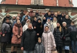 Гости из Кемерово приехали в православную школу-пансионат «Плесково»